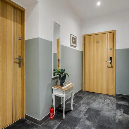Głogowska Apartament *