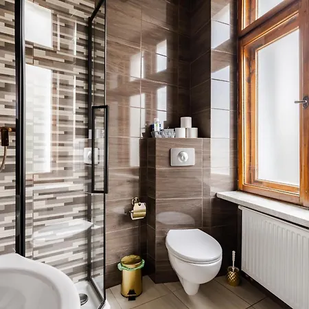 Appartamento Functional And Comfortable Very Berry In By Renters Poznań