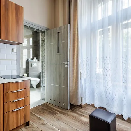 Functional And Comfortable Very Berry In By Renters * Poznań