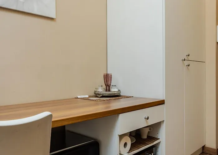 Functional And Comfortable Very Berry In By Renters Poznań