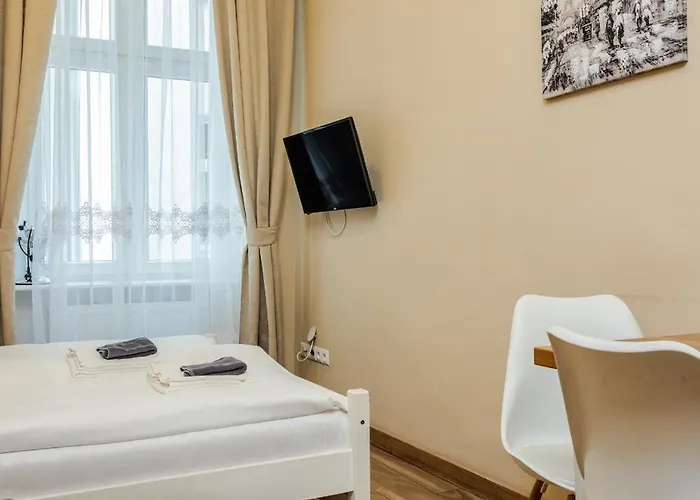 Functional And Comfortable Very Berry In By Renters *