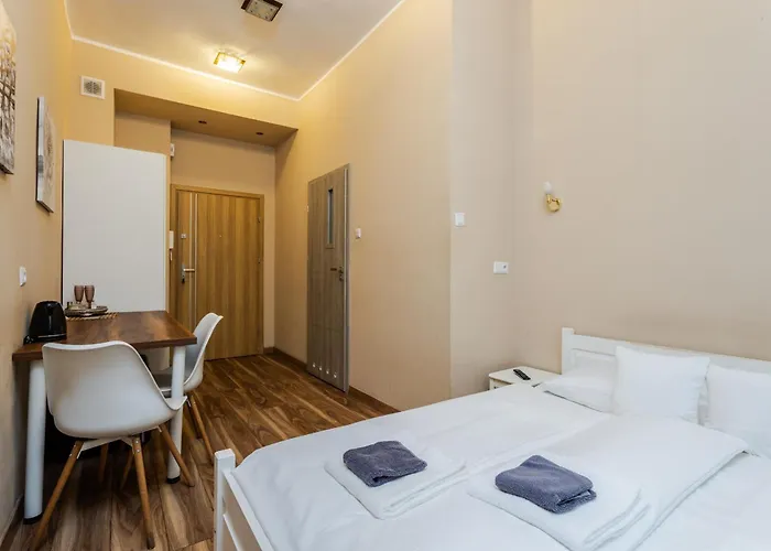 Apartament Functional And Comfortable Very Berry In By Renters