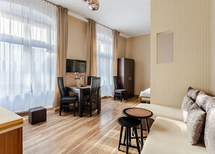 Functional And Comfortable Very Berry In By Renters Apartament