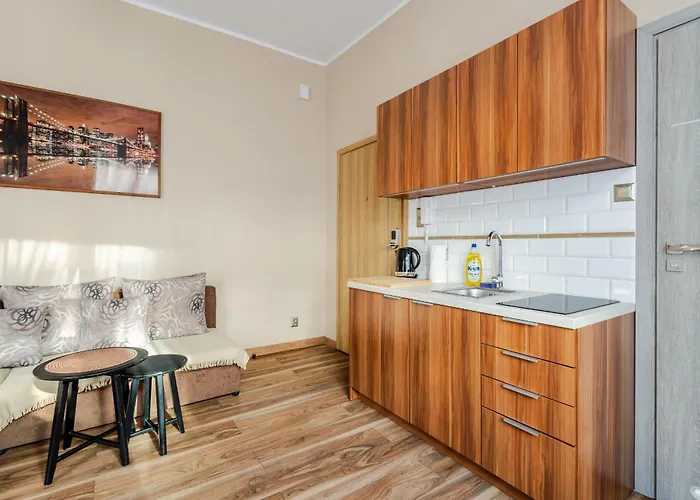 Functional And Comfortable Very Berry In By Renters