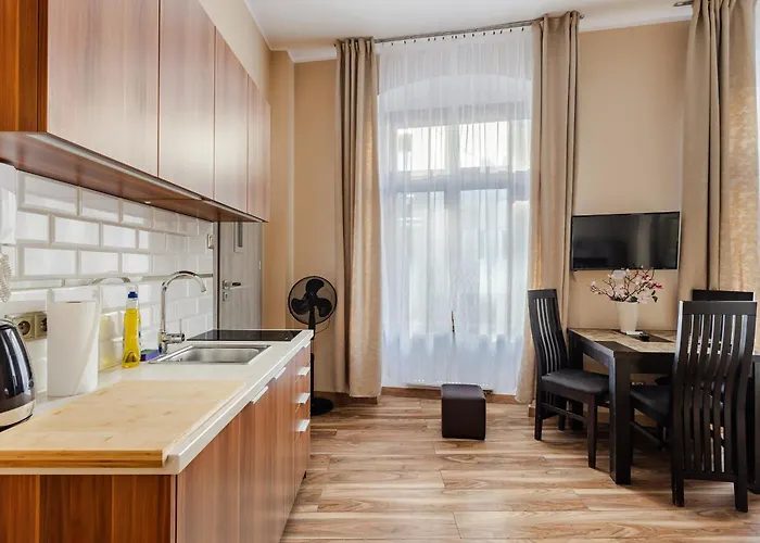 Functional And Comfortable Very Berry In By Renters