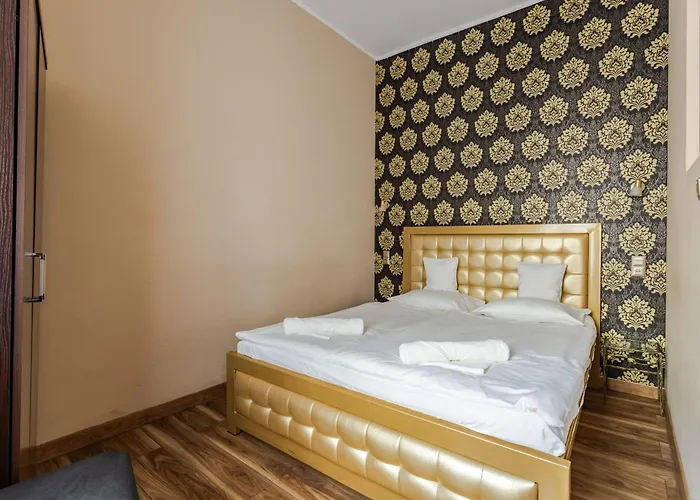 Functional And Comfortable Very Berry In By Renters * Poznań